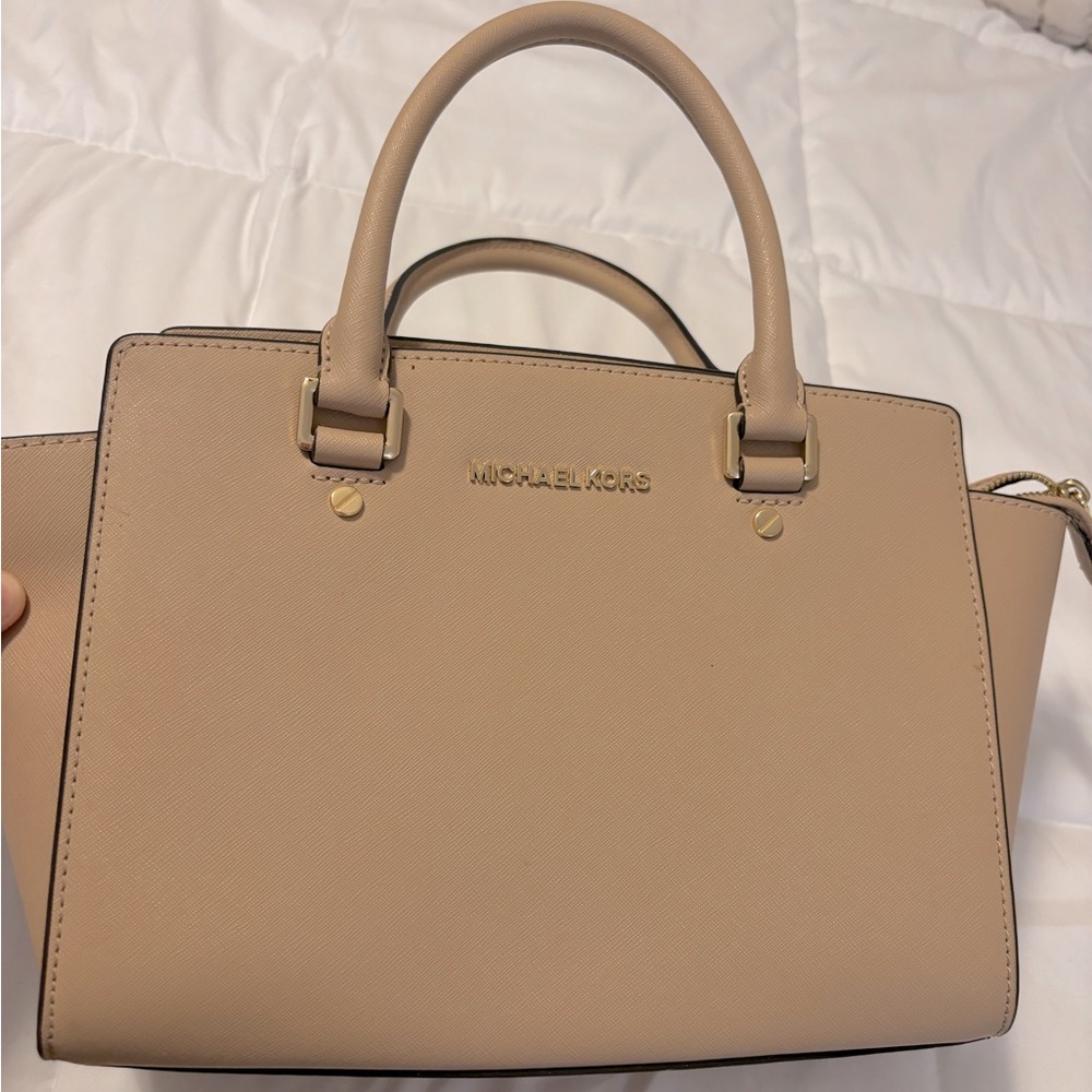 Micheal kors  purse